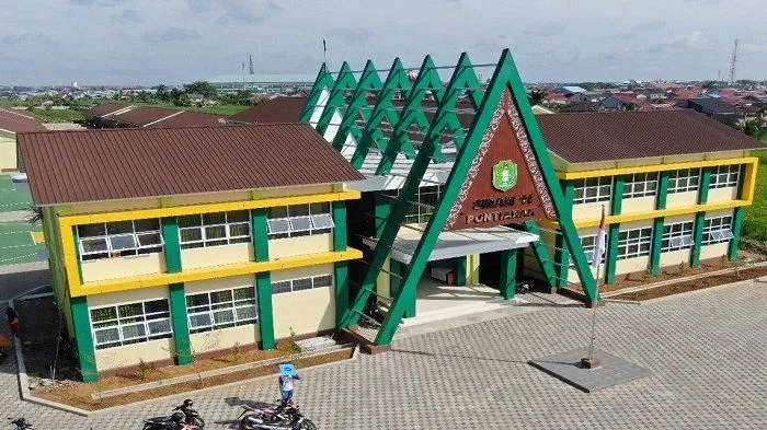 Kadispendik Bondowoso Pastikan Revitalisasi Pendidikan Berjalan Meski Efisiensi Anggaran 1 Kadispendik Bondowoso Pastikan Revitalisasi Pendidikan Berjalan Meski Efisiensi Anggaran