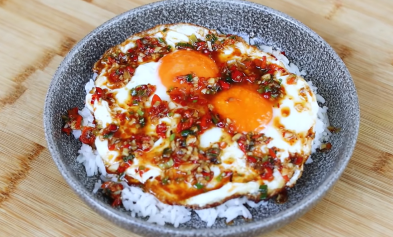 Rayakan HUT Presiden Prabowo, Nasi Goreng dan Telur Ceplok Jadi Menu Spesial di Seluruh Indonesia