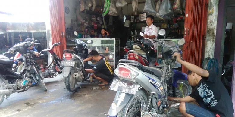 Fenomena Motor Mbrebet Menggemparkan Warga Gresik 1 Fenomena Motor Mbrebet Menggemparkan Warga Gresik