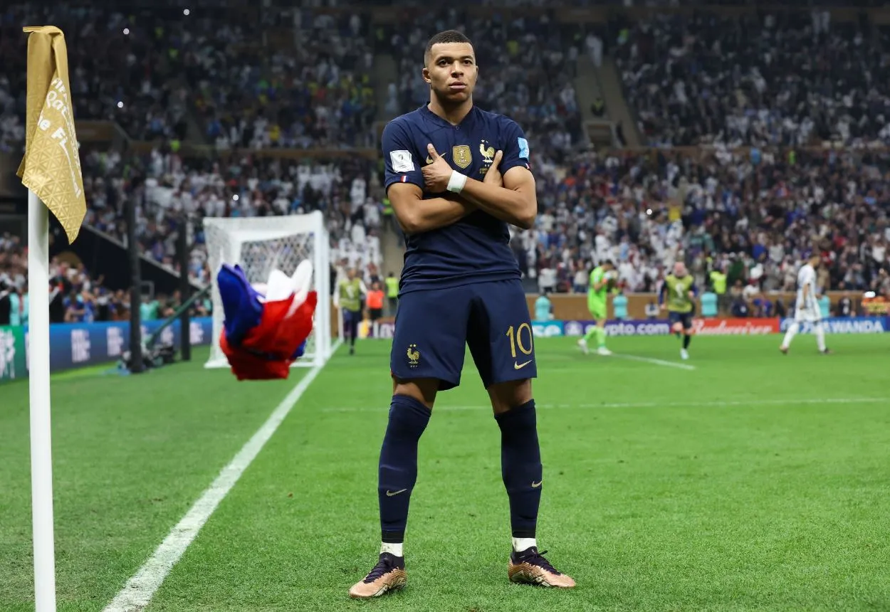 Kylian Mbappe Siap Tampil di Laga Prancis vs Azerbaijan, Update Cedera dan Kebugaran Terbaru 1 Kylian Mbappe Siap Tampil di Laga Prancis vs Azerbaijan, Update Cedera dan Kebugaran Terbaru