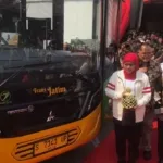 bus trans jatim