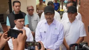 Jelajahi SRMP 15 Mojokerto, Mensos Gus Ipul Ajak Siswa Adaptasi Aktivitas Baru di Sekolah Rakyat 4 Jelajahi SRMP 15 Mojokerto, Mensos Gus Ipul Ajak Siswa Adaptasi Aktivitas Baru di Sekolah Rakyat