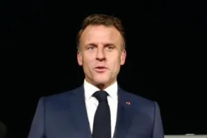 Macron Dikecam, Krisis Politik Puncaknya 1 Macron Dikecam, Krisis Politik Puncaknya