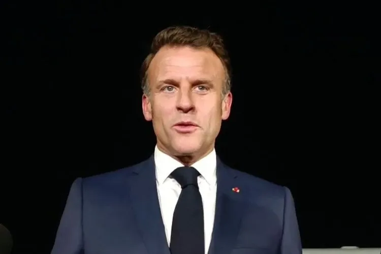 Macron Dikecam, Krisis Politik Puncaknya 1 Macron Dikecam, Krisis Politik Puncaknya