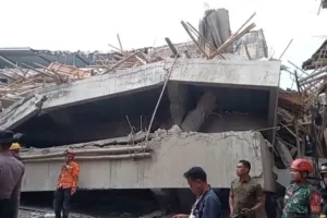 Hari Kedua Pencarian Korban Tragedi Ponpes Al Khoziny: 102 Dievakuasi, 38 Masih Tertimbun 6 Hari Kedua Pencarian Korban Tragedi Ponpes Al Khoziny: 102 Dievakuasi, 38 Masih Tertimbun