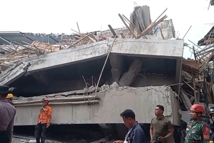 Hari Kedua Pencarian Korban Tragedi Ponpes Al Khoziny: 102 Dievakuasi, 38 Masih Tertimbun 1 Hari Kedua Pencarian Korban Tragedi Ponpes Al Khoziny: 102 Dievakuasi, 38 Masih Tertimbun