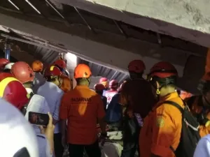 Evakuasi Santri Ponpes Al Khoziny Sidoarjo: 91 Orang Tertimbun Reruntuhan 8 Evakuasi Santri Ponpes Al Khoziny Sidoarjo: 91 Orang Tertimbun Reruntuhan