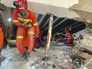 Evakuasi Terkini Ponpes Sidoarjo: 108 Selamat, 5 Meninggal 5 Evakuasi Terkini Ponpes Sidoarjo: 108 Selamat, 5 Meninggal