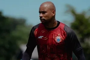 Api Kebangkitan Persija! Manajer Siap Bakar Kemenangan Lawan Persebaya 9 Api Kebangkitan Persija! Manajer Siap Bakar Kemenangan Lawan Persebaya