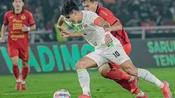9 Pemain Asing Kompak! Persebaya Tampil Gahar Lawan Persija di GBT 6 9 Pemain Asing Kompak! Persebaya Tampil Gahar Lawan Persija di GBT