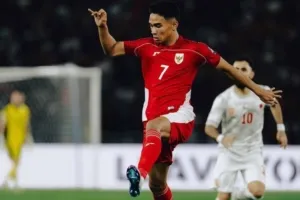 Lucu! Bintang Persebaya Surabaya Minta Marselino Ferdinan Lakukan Pemanasan untuk Lawan Arab Saudi 6 Lucu! Bintang Persebaya Surabaya Minta Marselino Ferdinan Lakukan Pemanasan untuk Lawan Arab Saudi
