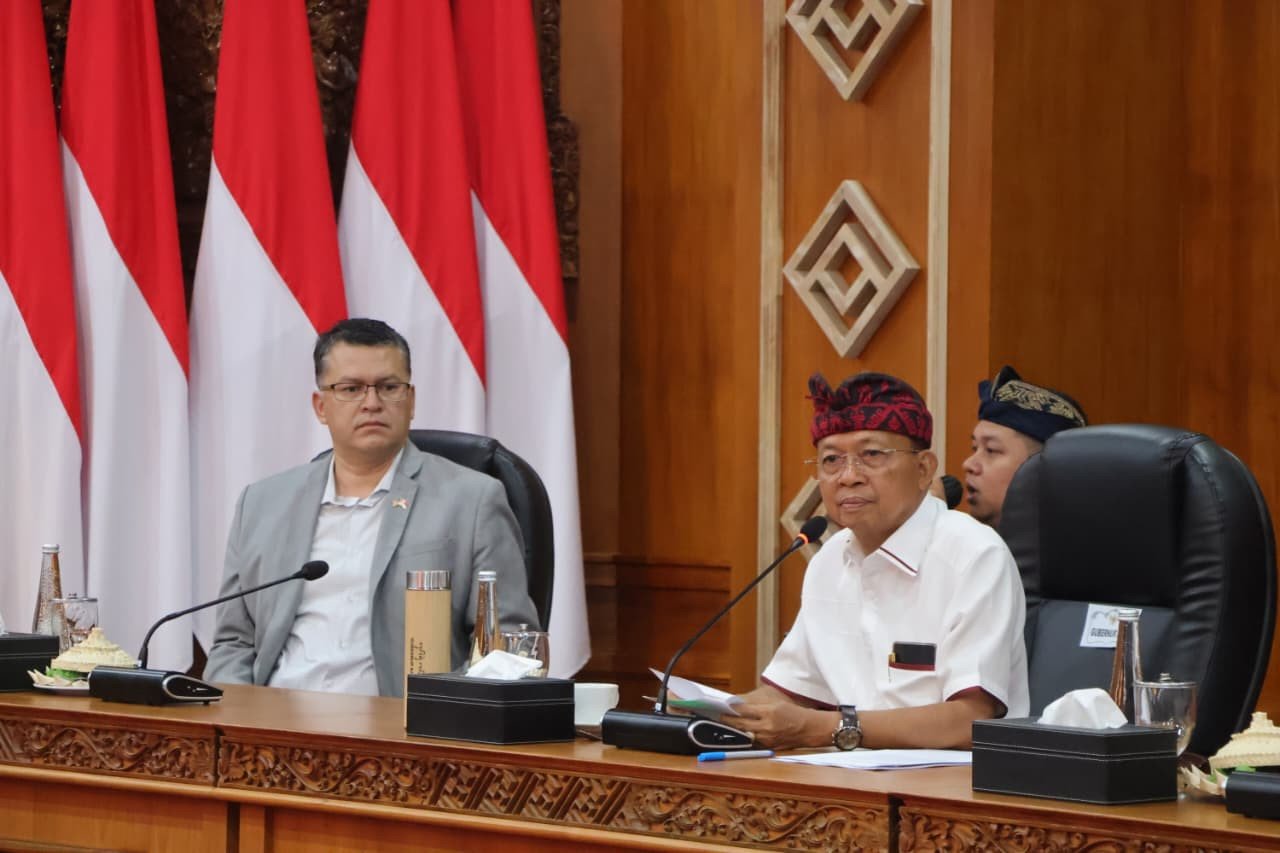 Koster Ciptakan Terobosan, Bali – Arizona Segera Bentuk Kamar Dagang Internasional 1 Koster Ciptakan Terobosan, Bali – Arizona Segera Bentuk Kamar Dagang Internasional