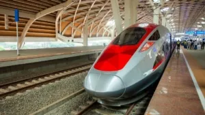 Menkeu Purbaya tolak utang kereta cepat ditanggung APBN, adakah solusi menyelesaikan beban utang proyek ini? 1 Menkeu Purbaya tolak utang kereta cepat ditanggung APBN, adakah solusi menyelesaikan beban utang proyek ini?