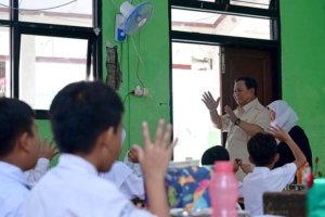 Satu Tahun Pemerintahan Prabowo-Gibran, Program MBG dan Koperasi Merah Putih Diapresiasi Rakyat 9 Satu Tahun Pemerintahan Prabowo-Gibran, Program MBG dan Koperasi Merah Putih Diapresiasi Rakyat