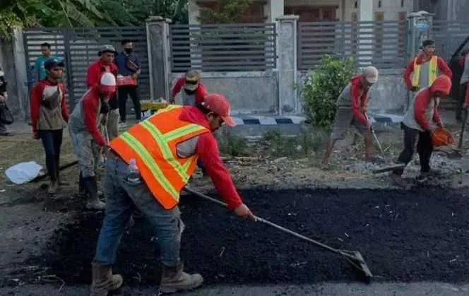 Pemkab Pasuruan Alokasikan Dana Rp80 Miliar untuk Perbaikan Jalan