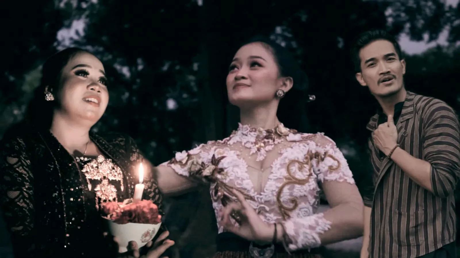 Peluncuran lagu "Babad Wanakerta" Meriahkan HUT Ke-345 Kartasura 1 Peluncuran lagu “Babad Wanakerta” Meriahkan HUT Ke-345 Kartasura