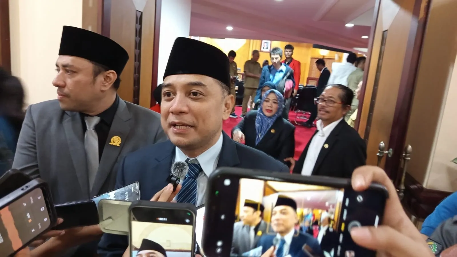 Pintu Moroseneng Terkunci, Isu Setoran Masih Terbuka? – Eri Cahyadi Bantah Ada Pungli 1 Eri Cahyadi
