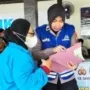 Briptu Tenta Salsa: Wujud Profesionalisme dan Humanisme di Samsat Surabaya Barat 13 Briptu Tenta Salsa: Wujud Profesionalisme dan Humanisme di Samsat Surabaya Barat