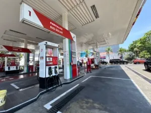 Pertamina Tegaskan Komitmen Mutu BBM, Investigasi Pertalite di Jawa Timur Masih Berlanjut 1 Pertamina Tegaskan Komitmen Mutu BBM, Investigasi Pertalite di Jawa Timur Masih Berlanjut