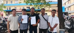 Oknum Polisi Dilaporkan Lakukan kekerasan Verbal terhadap Buruh Tambak di Sidoarjo 1 Oknum Polisi Dilaporkan Lakukan kekerasan Verbal terhadap Buruh Tambak di Sidoarjo
