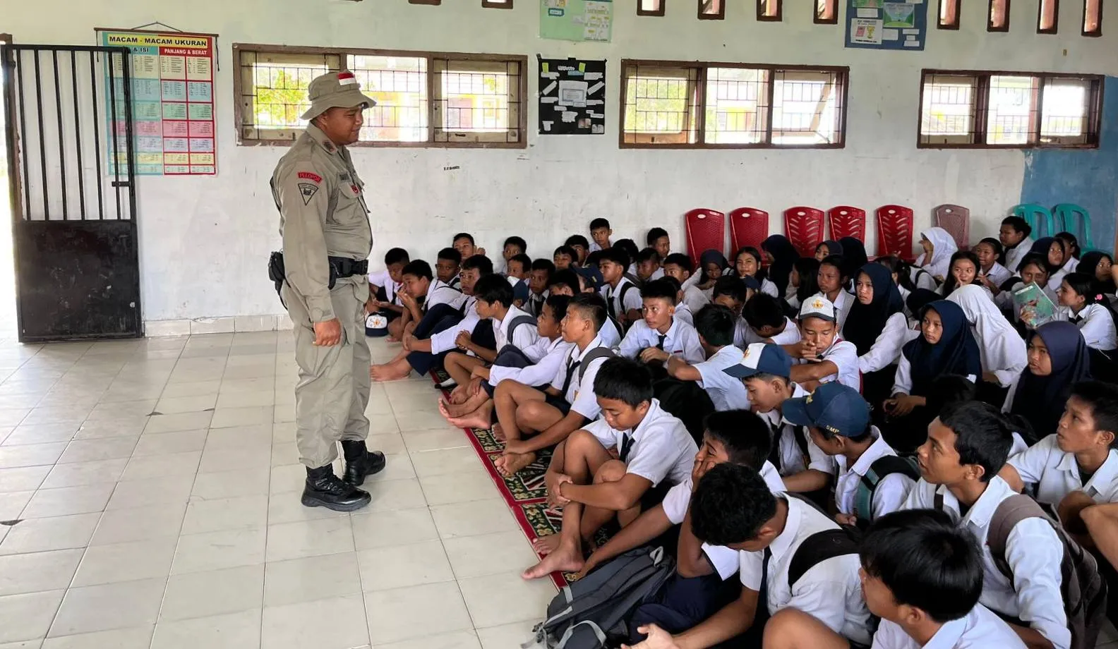 Satgas Madago Raya Gunakan Pendekatan Sosial untuk Perkuat Perdamaian di Poso 1 Satgas Madago Raya Gunakan Pendekatan Sosial untuk Perkuat Perdamaian di Poso