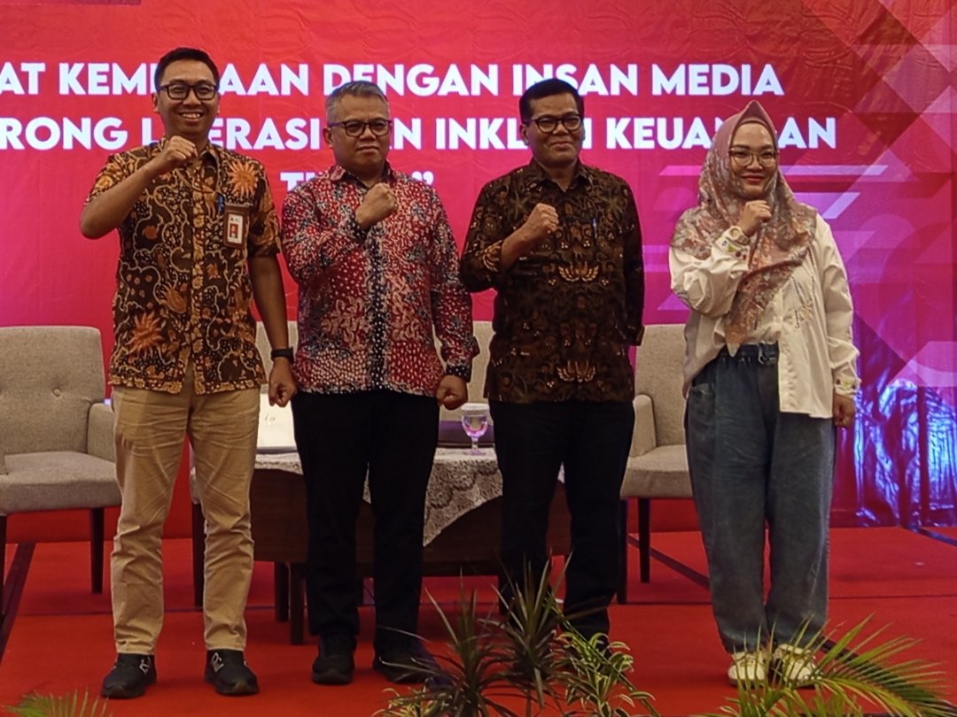 OJK: Kinerja Perbankan Jatim Tetap Solid, Kredit Tumbuh 4,46 Persen 1 OJK: Kinerja Perbankan Jatim Tetap Solid, Kredit Tumbuh 4,46 Persen