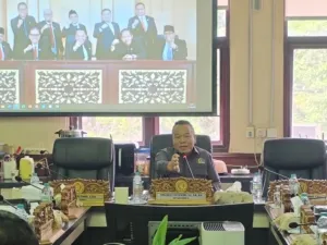 Komisi A DPRD Surabaya Tekankan Pembinaan SDM Satpol PP dalam Pembahasan APBD 2026 8 Komisi A DPRD Surabaya