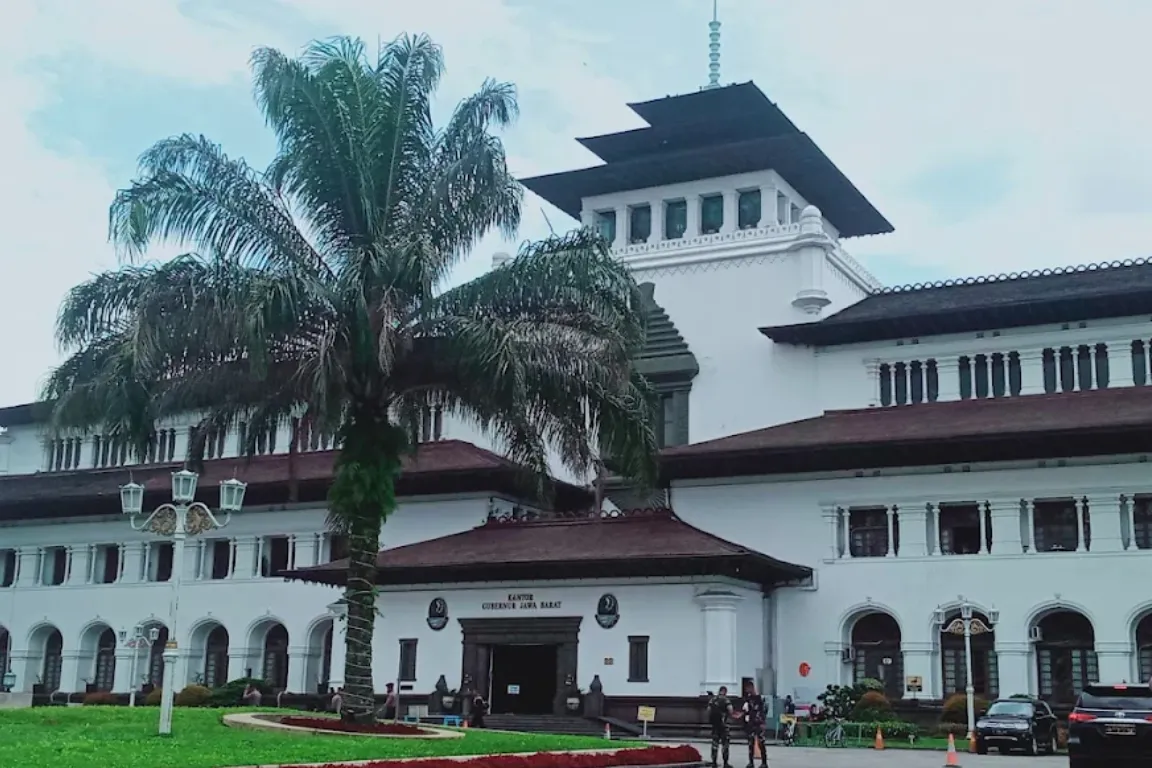 Efisiensi Anggaran, Pemprov Jabar Uji Coba WFH Terbatas Mulai November dan Desember 2025 1 Pemprov Jabar