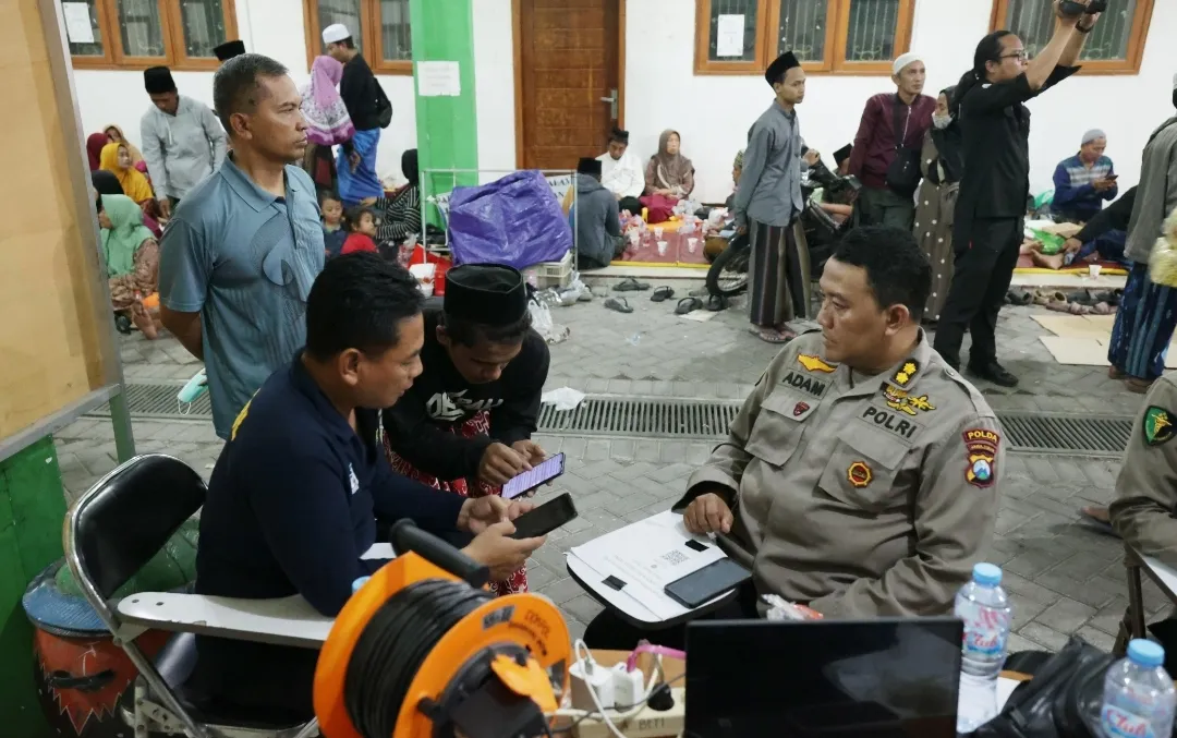 Biddokkes Polda Jatim Buka Posko DVI di Lingkungan Ponpes Al Khoziny 1 Biddokkes Polda Jatim Buka Posko DVI di Lingkungan Ponpes Al Khoziny