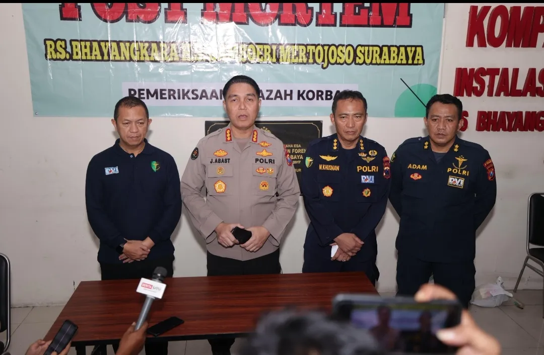 Polda Jatim Sampaikan Perkembangan Identifikasi Korban Robohnya Ponpes Al-Khoziny Sidoarjo 1 Polda Jatim Sampaikan Perkembangan Identifikasi Korban Robohnya Ponpes Al-Khoziny Sidoarjo