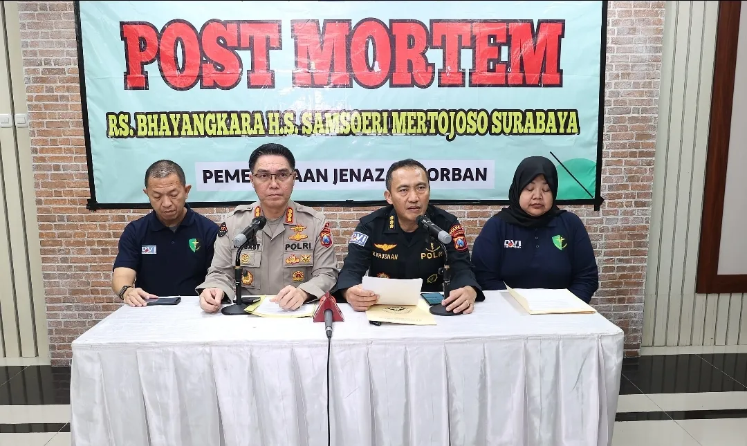 DVI Polda Jatim Berhasil Identifikasi 34 Identitas Jenazah Korban Ambruknya Ponpes 1 DVI Polda Jatim Berhasil Identifikasi 34 Identitas Jenazah Korban Ambruknya Ponpes