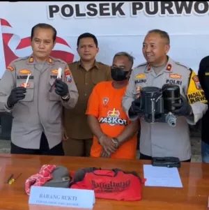 Berkat CCTV Polisi Berhasil Ungkap Aksi Pencurian Pompa Air 6 Tempat Ibadah di Kota Pasuruan 26 Berkat CCTV Polisi Berhasil Ungkap Aksi Pencurian Pompa Air 6 Tempat Ibadah di Kota Pasuruan