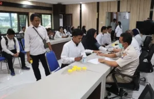 Polres Pelabuhan Tanjung Perak Gelar Pemeriksaan Kesehatan untuk Petugas SPPG 9 Polres Pelabuhan Tanjung Perak Gelar Pemeriksaan Kesehatan untuk Petugas SPPG