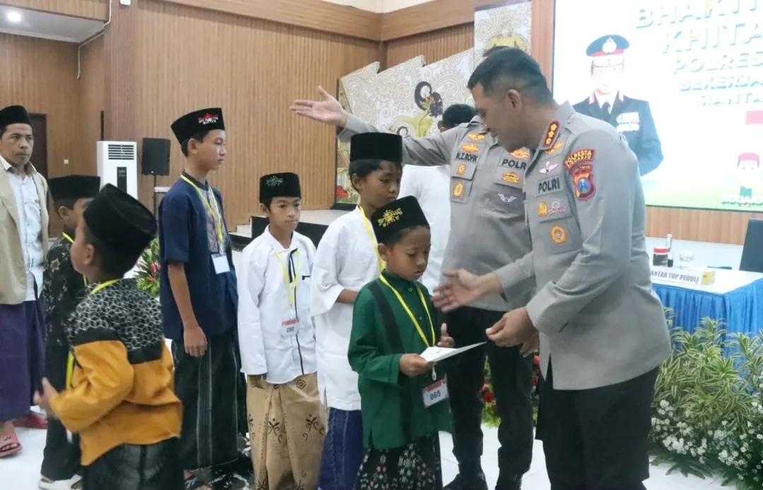 Polri Untuk Masyarakat: Polresta Sidoarjo Gelar Khitan Massal Gratis 1 Polri Untuk Masyarakat: Polresta Sidoarjo Gelar Khitan Massal Gratis