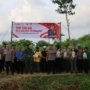 Jaga Ekosistem Sungai Polres Tulungagung Tebar 5.000 Benih Ikan Tombro di Boyolangu
