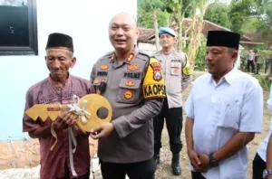 Dari Kepedulian Menjadi Kenyataan: Kapolres Sumenep Wujudkan Rumah Layak Huni untuk Warga Kurang Mampu