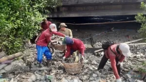 Pemkot Surabaya Siaga Hadapi Musim Hujan, URC Disiapkan 24 Jam 1 Pemkot Surabaya Siaga Hadapi Musim Hujan, URC Disiapkan 24 Jam