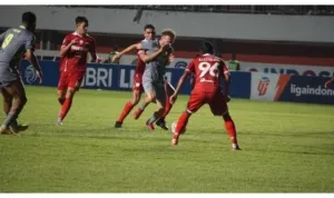 Prediksi Skor PSM Makassar vs Persebaya Surabaya FEBRI HARIYADI