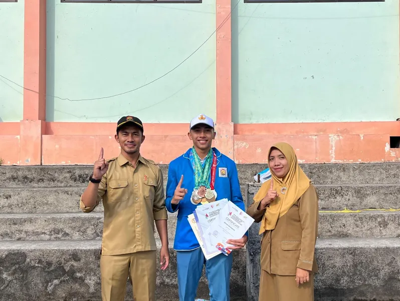 Gubernur Khofifah Hadiri Ujian Akademik dan Beri Motivasi Siswa di Jawa Timur 1 Gubernur Khofifah Hadiri Ujian Akademik dan Beri Motivasi Siswa di Jawa Timur