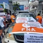 massa pna kubu tiyong melakukan aksi di kanwil kemenkumham aceh rabu 222022