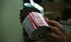 RI Capai Investasi Rp1,434 Triliun Cara Cek BLT Upah Minimum Kabupaten/Kota di Jawa Timur Tahun 2025 blt