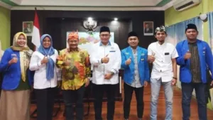 Kemitraan Daerah di Tengah Penganugerahan Penghargaan, Bupati Ipuk Bertemu Bupati Rio di Pasir Putih Situbondo