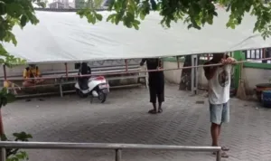 pemasangan tenda 1