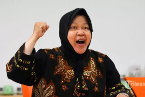 Risma is Back: Faksi Internal Berebut Panggung