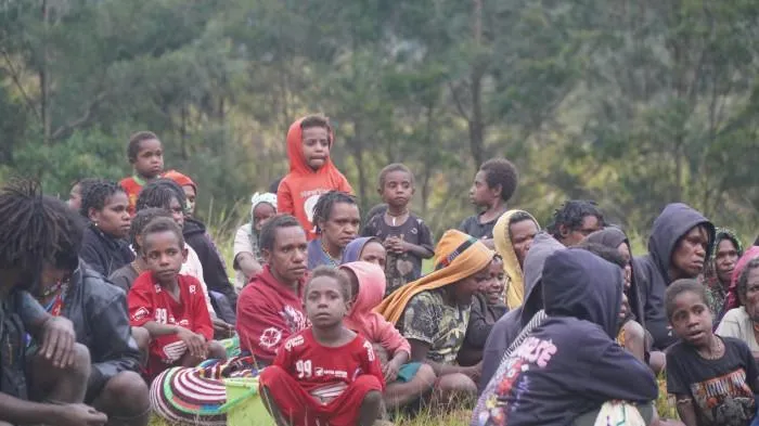 Legislator Papua Pegunungan Minta Presiden Bentuk Tim Khusus Tangani Krisis Pengungsi di Nduga 1 Legislator Papua Pegunungan Minta Presiden Bentuk Tim Khusus Tangani Krisis Pengungsi di Nduga