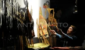 wayang semalam suntuk 45cm dom