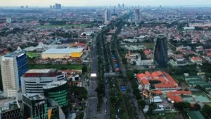 Prakiraan Cuaca Surabaya dan Wilayah Jawa Timur 25 November 2025: Waspadai Hujan
