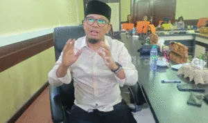 Pansus Raperda hunian layak Surabaya Muhammad Saifuddin