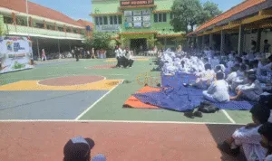 Hari guru Nasional dindik Surabaya