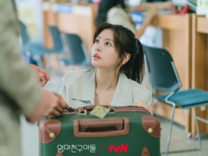 Menggemparkan! K-Pop di Persimpangan: Mendunia Tanpa Henti, Melemah di Rumah Sendiri